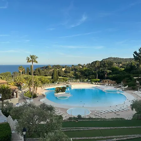 Cap Esterel Magnifique Neuf Clim - Wifi - Parking - Aperçu Apartamento *
